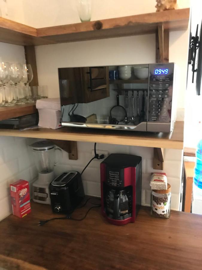 Cozy Oceanfront Villa With Direct Beach Access 라스테레나스 외부 사진